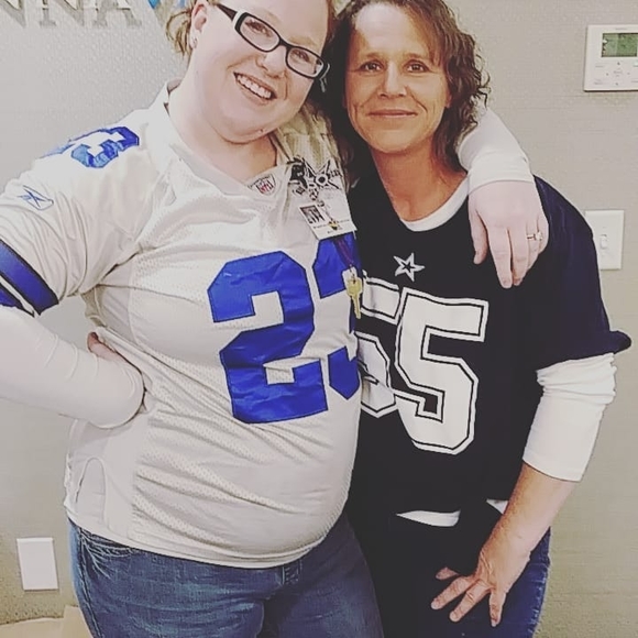 Meet your Posher, Dawn - Picture 1 of 1